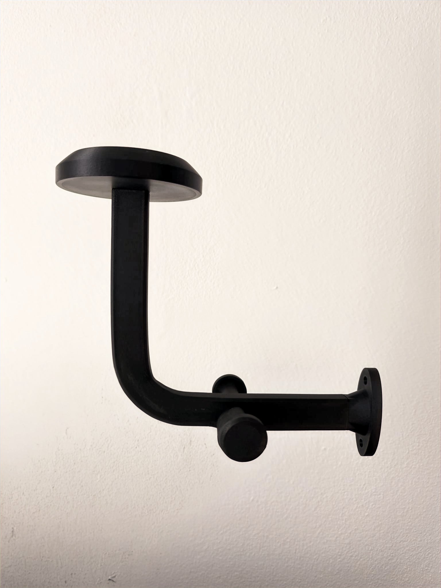 Helmhalter für Feuerwehr- und Einsatzhelmen