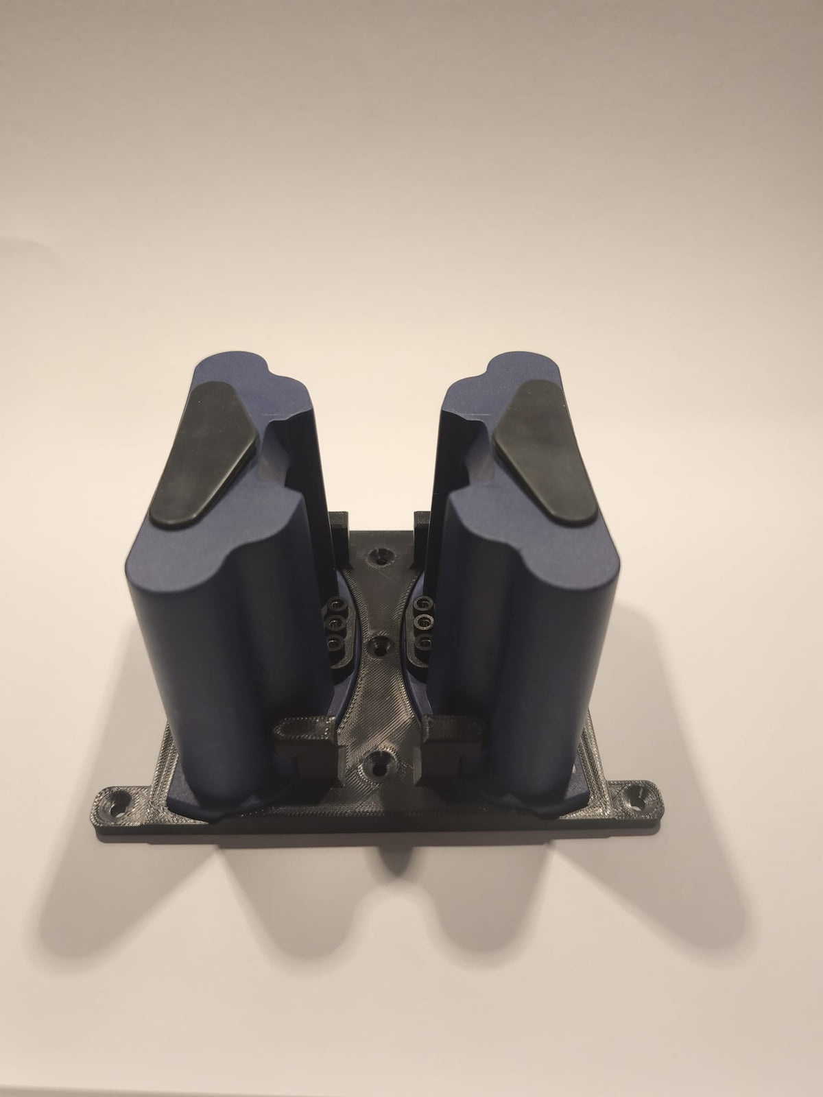 Akku-Halter CleanAir Chemical 2F aus ABSx, 3D-gedruckt