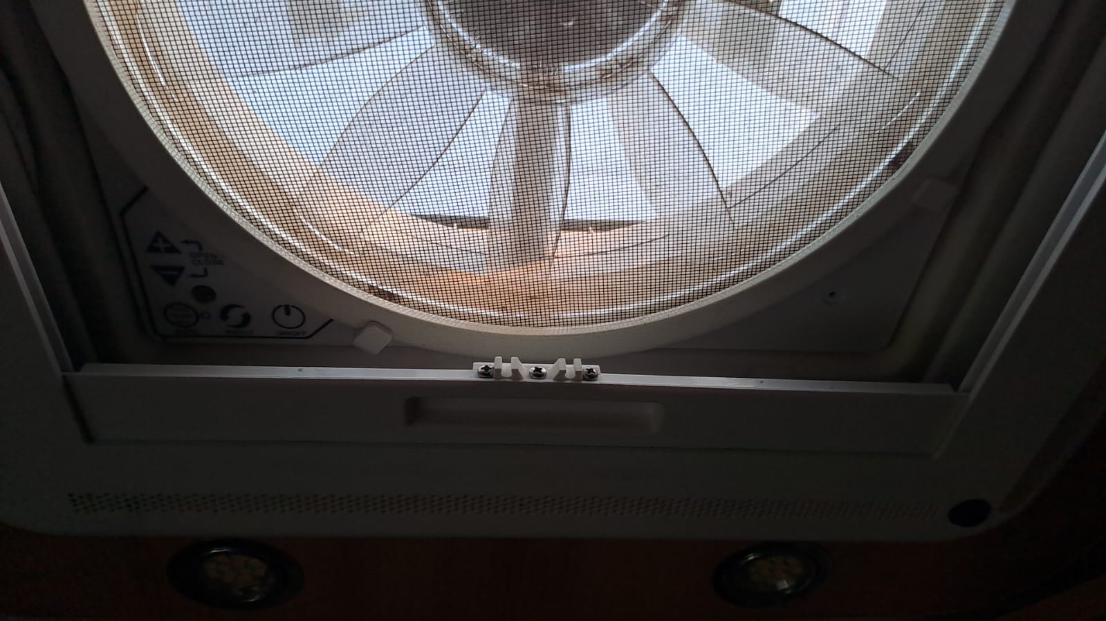 Ersatz-Klemme für Maxxfan/MaxxShade Innenrahmen mit Verdunklungsrollo